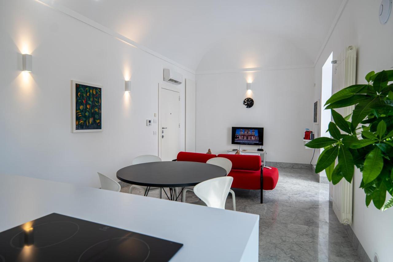 Suite Bellini 5 Apartment ปาแลร์โม ภายนอก รูปภาพ