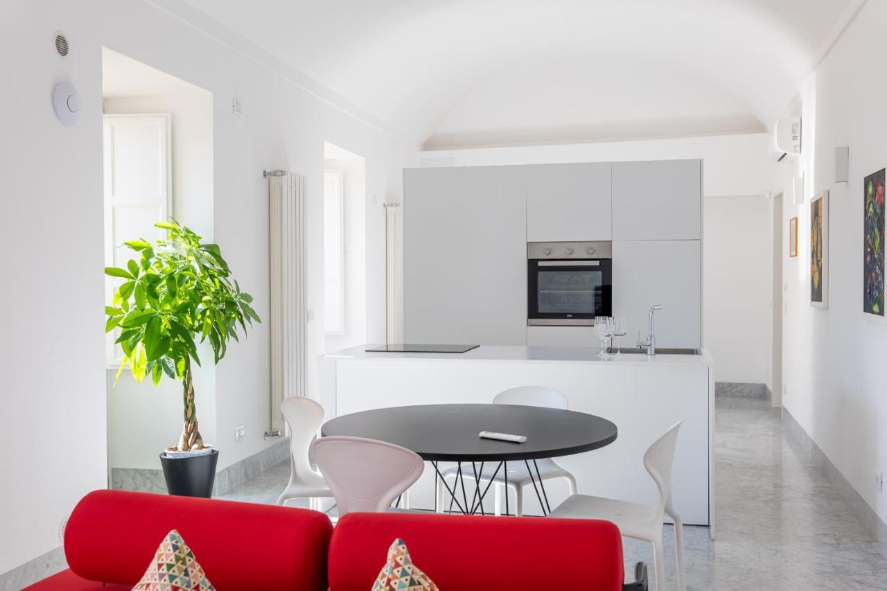 Suite Bellini 5 Apartment ปาแลร์โม ภายนอก รูปภาพ
