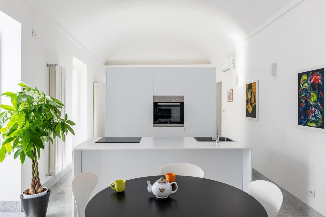 Suite Bellini 5 Apartment ปาแลร์โม ภายนอก รูปภาพ