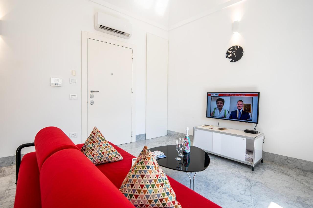 Suite Bellini 5 Apartment ปาแลร์โม ภายนอก รูปภาพ